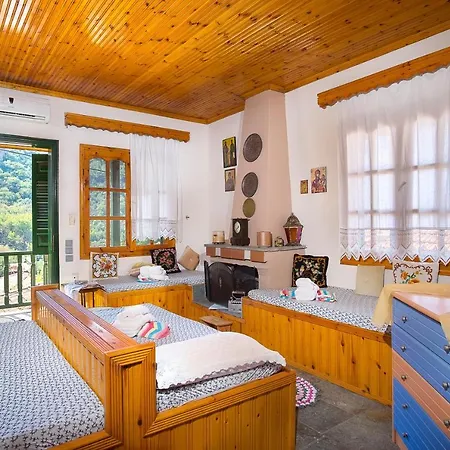Holiday home Polina House Maries *